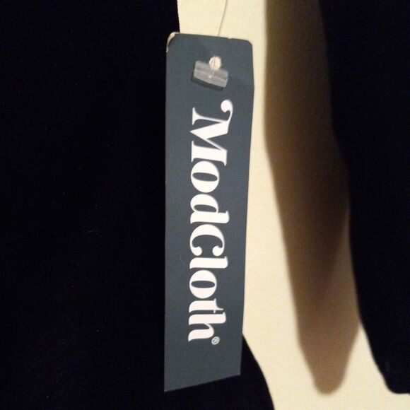 Modcloth Suits You Well Velvet Bodysuit-Medium-Faux Wrap-Adjustable Snap-NEW - Picture 7 of 9